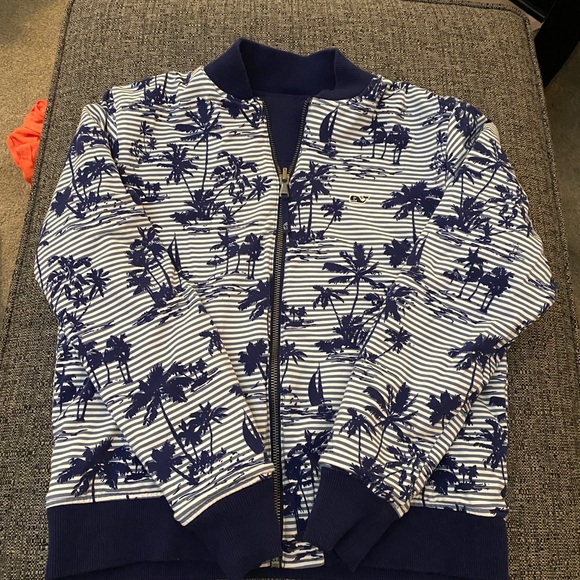 EUC Vineyard Vines reversible bomber jacket - Picture 4 of 7